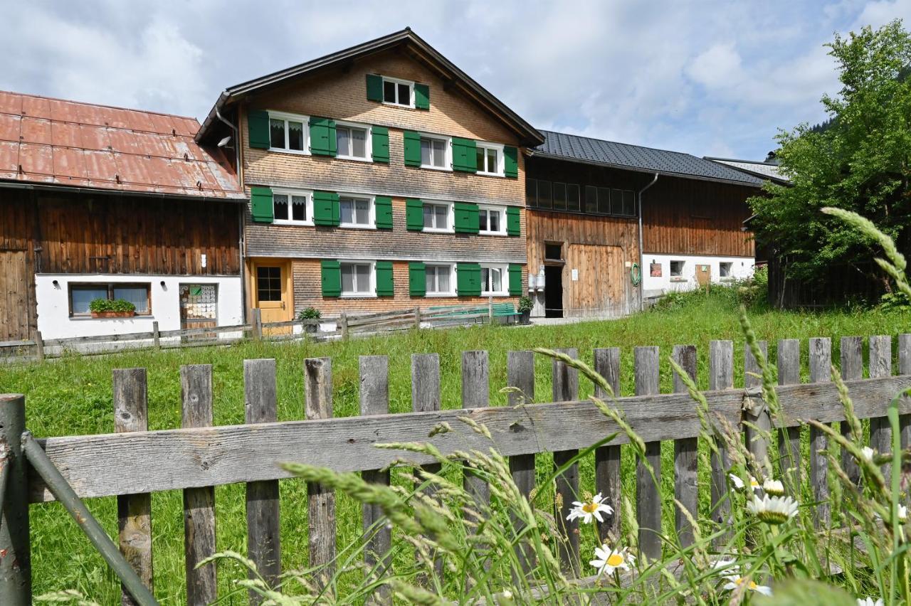 Appartement Ferienbauernhof Moosbrugger à Schoppernau Extérieur photo